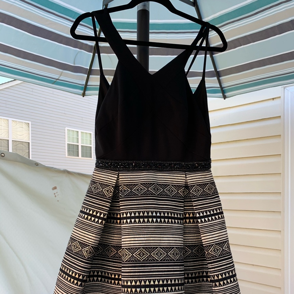 Bicici& Coty Black and gold party dress